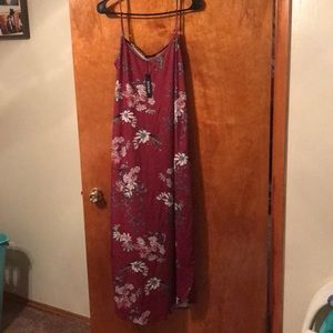 Maroon floral dress maxi